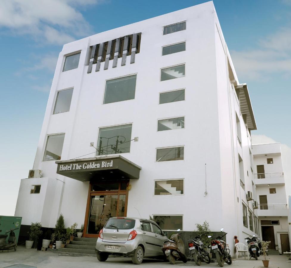 Capital O 46229 Hotel The Golden Bird 3*