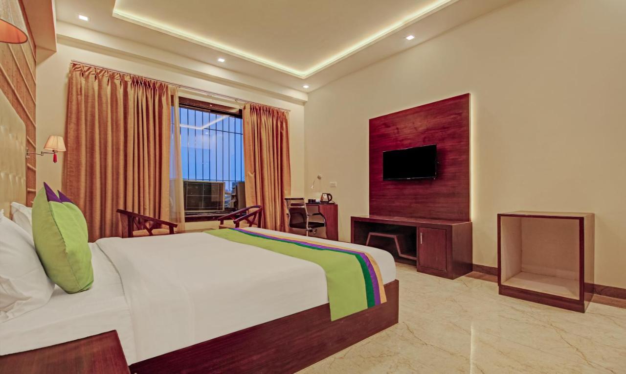Treebo Trend Swess Grand Hotel