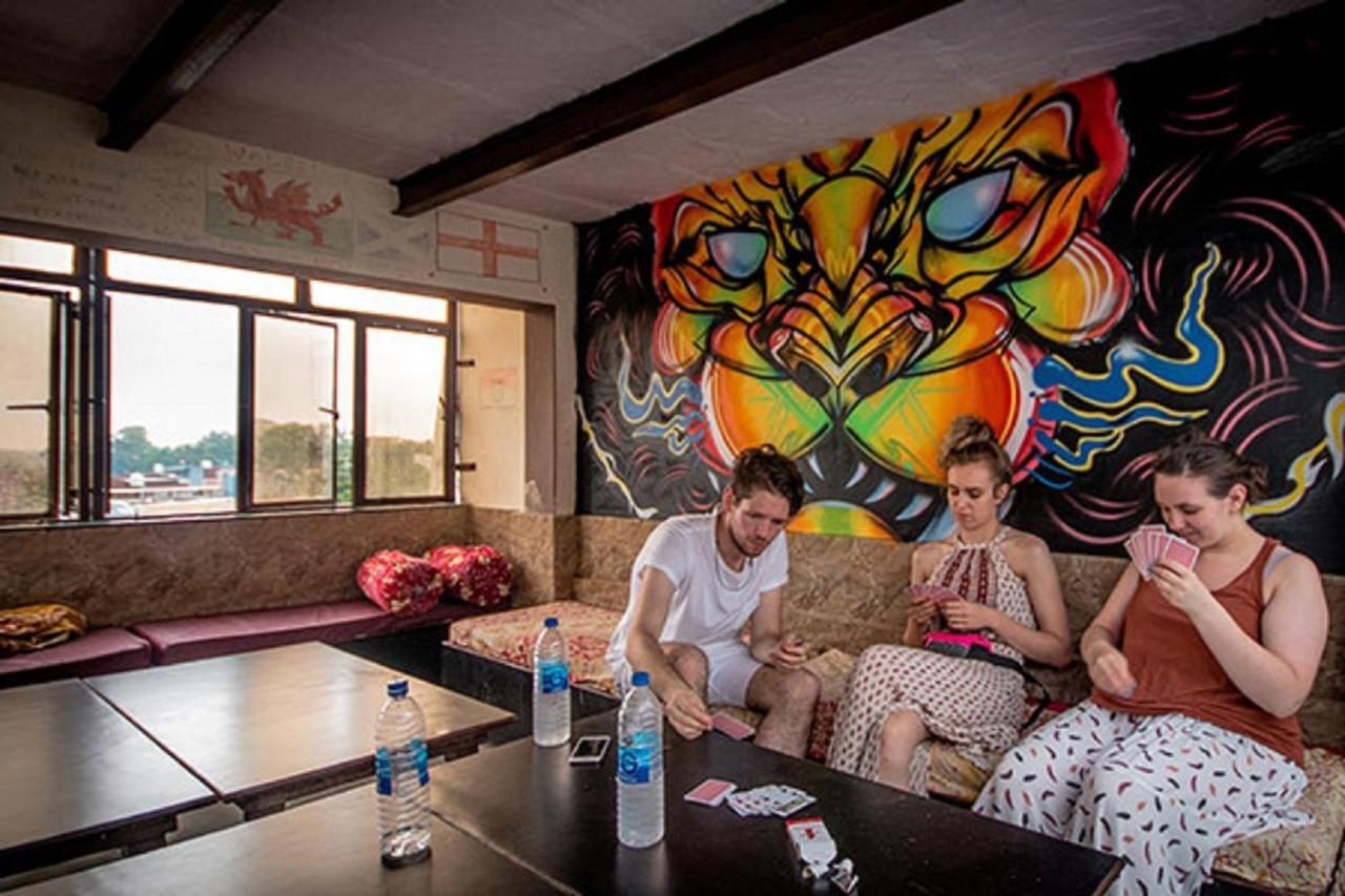 Friends & Hostel Agra (Uttar Pradesh)