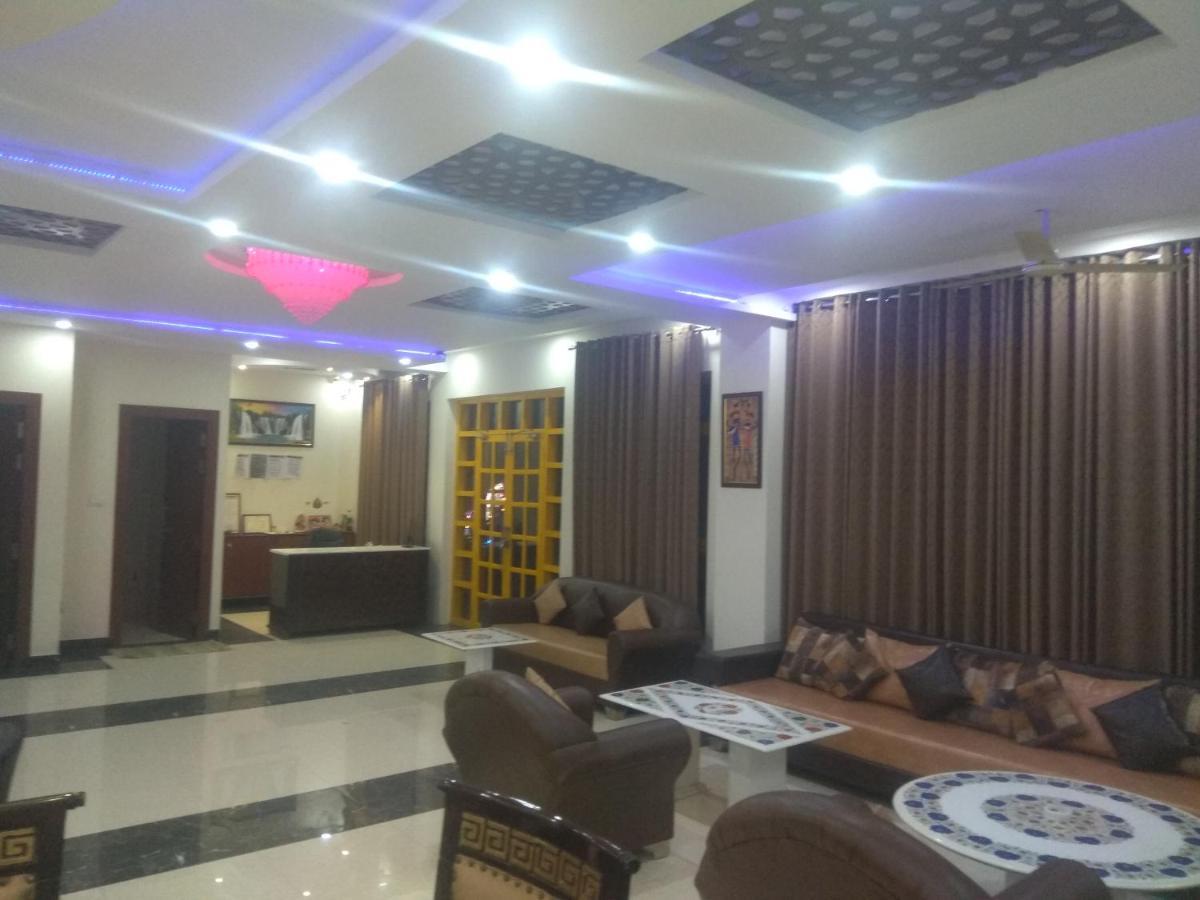 Taj Village - Taj Mahal Distance Only 700 Meter Bed & Breakfast