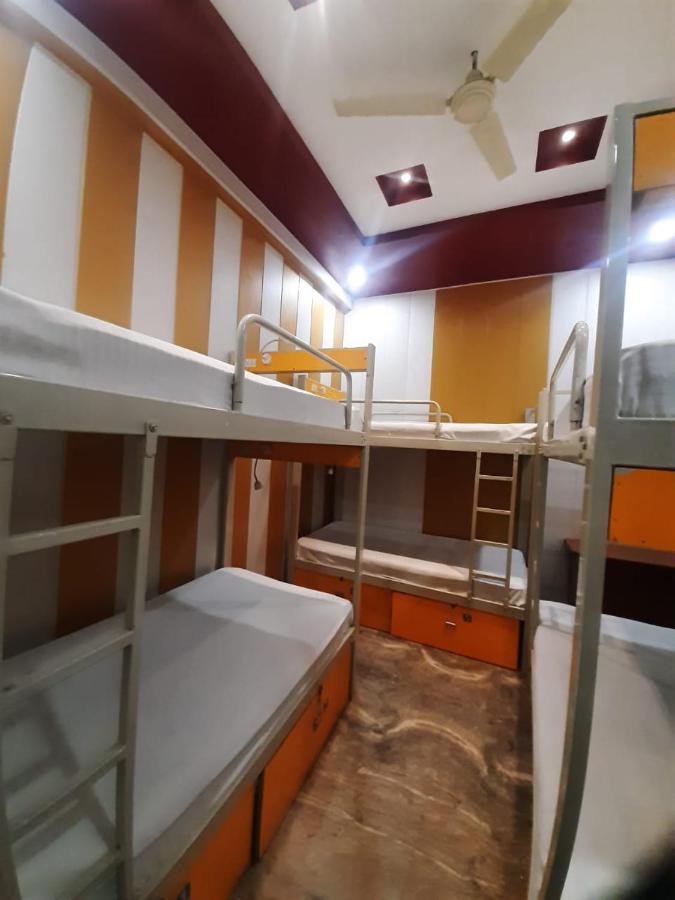 Hostel Friends & Agra (Uttar Pradesh)