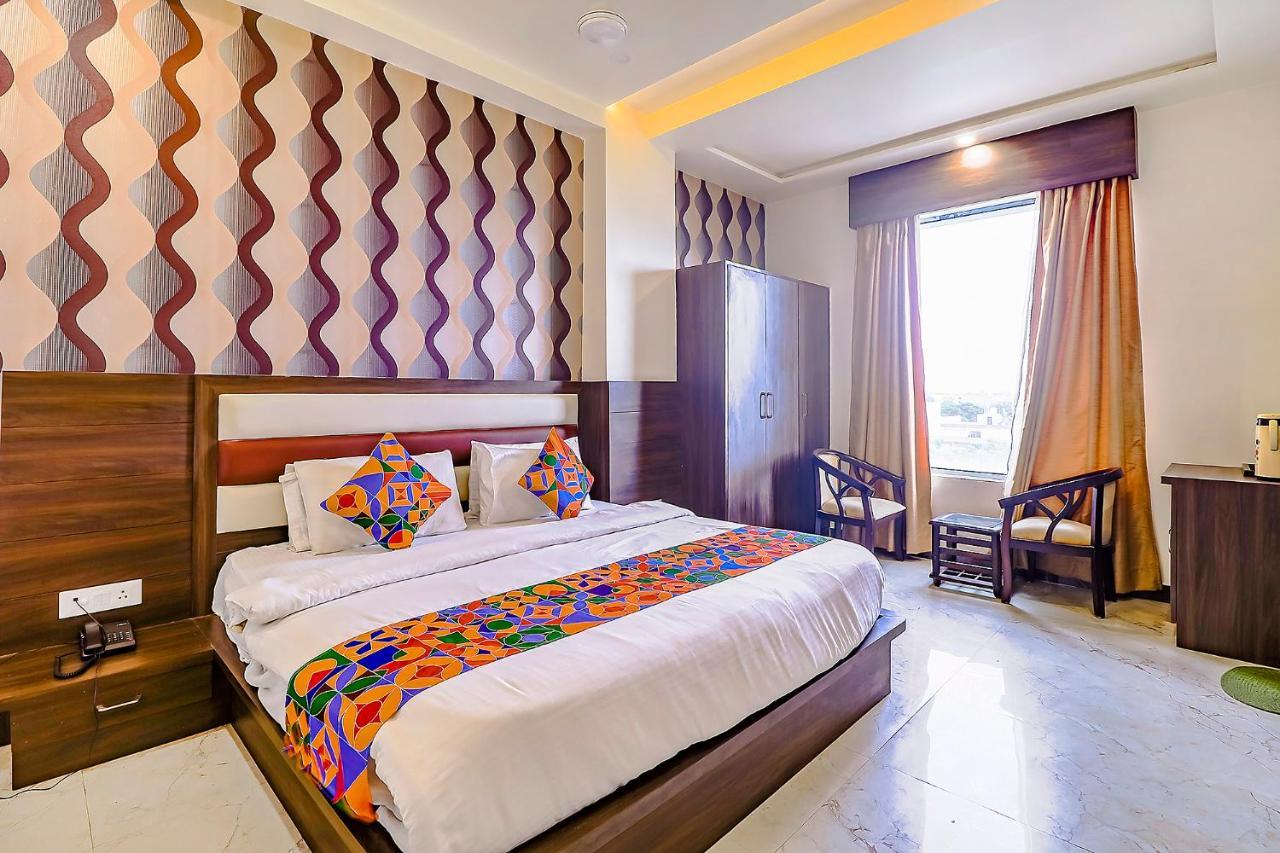 Fabhotel World Link Agra (Uttar Pradesh)