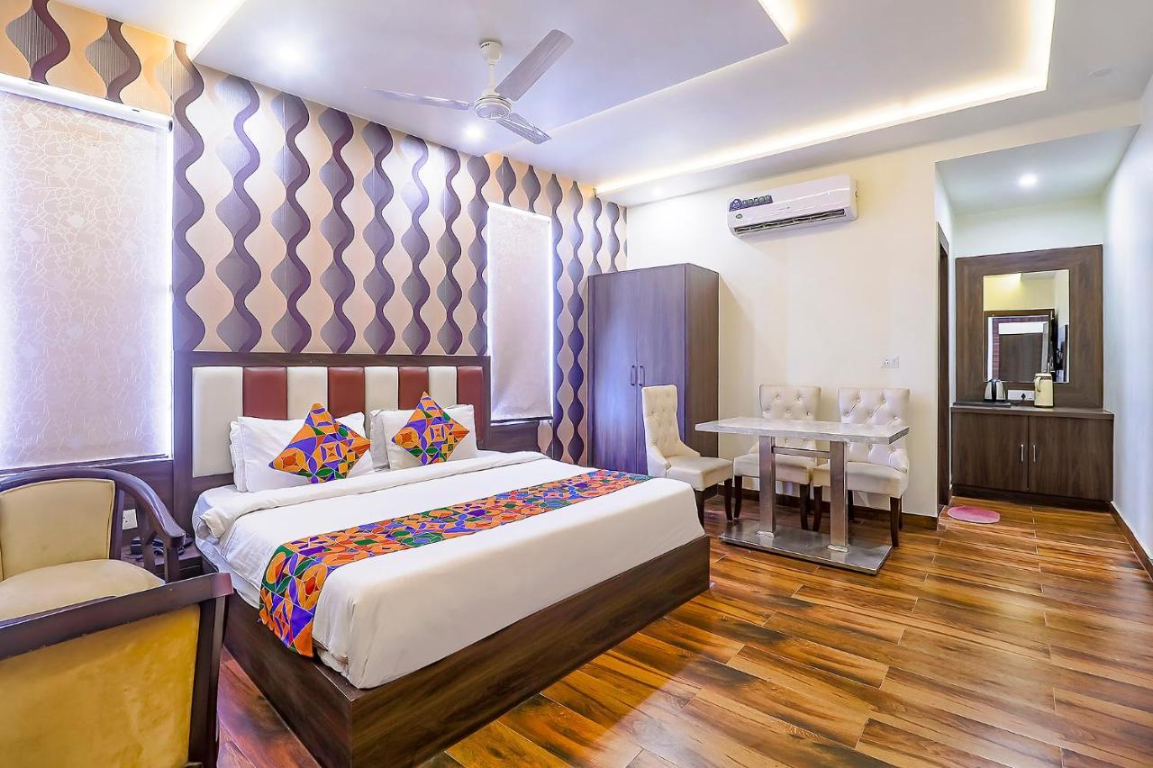 Hotel Fabhotel World Link 3*