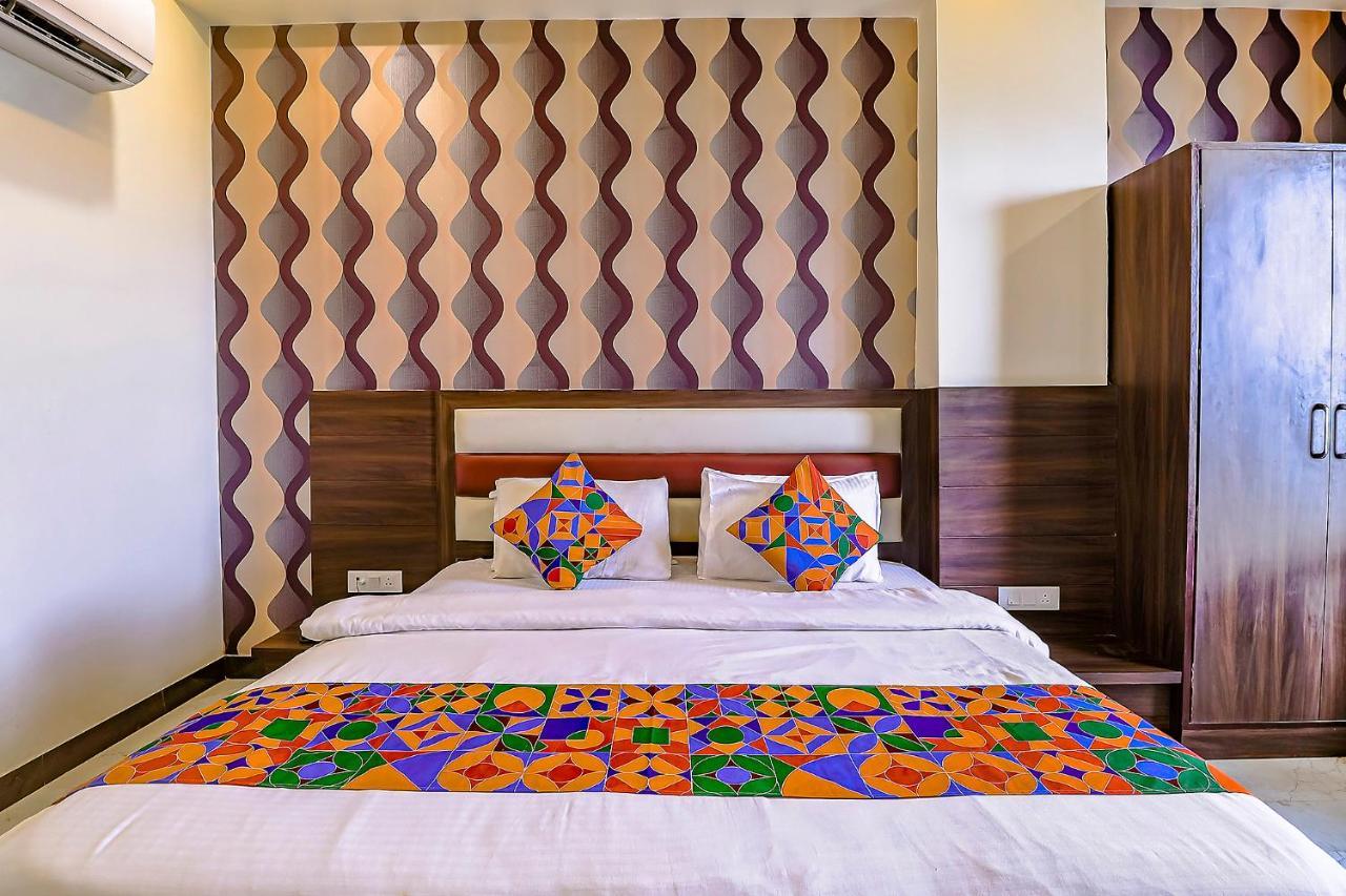 Hotel Fabhotel World Link Agra (Uttar Pradesh)