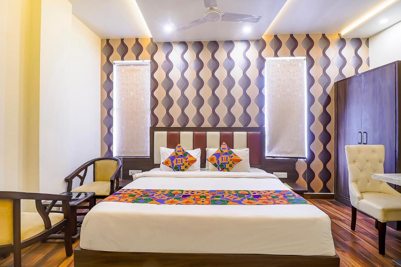 Fabhotel World Link Hotel 3*