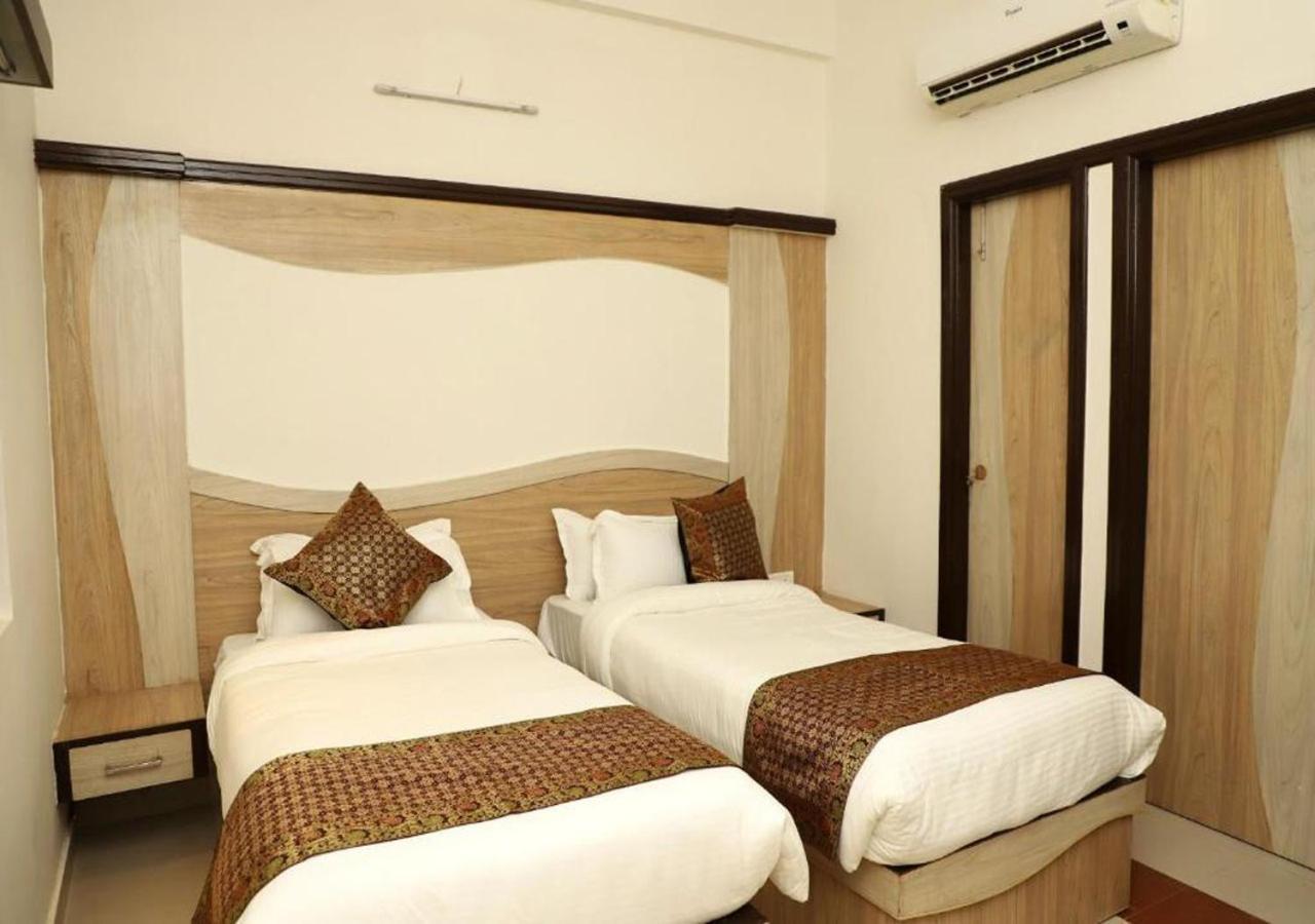 The Golden Mahal Hotel Agra (Uttar Pradesh)