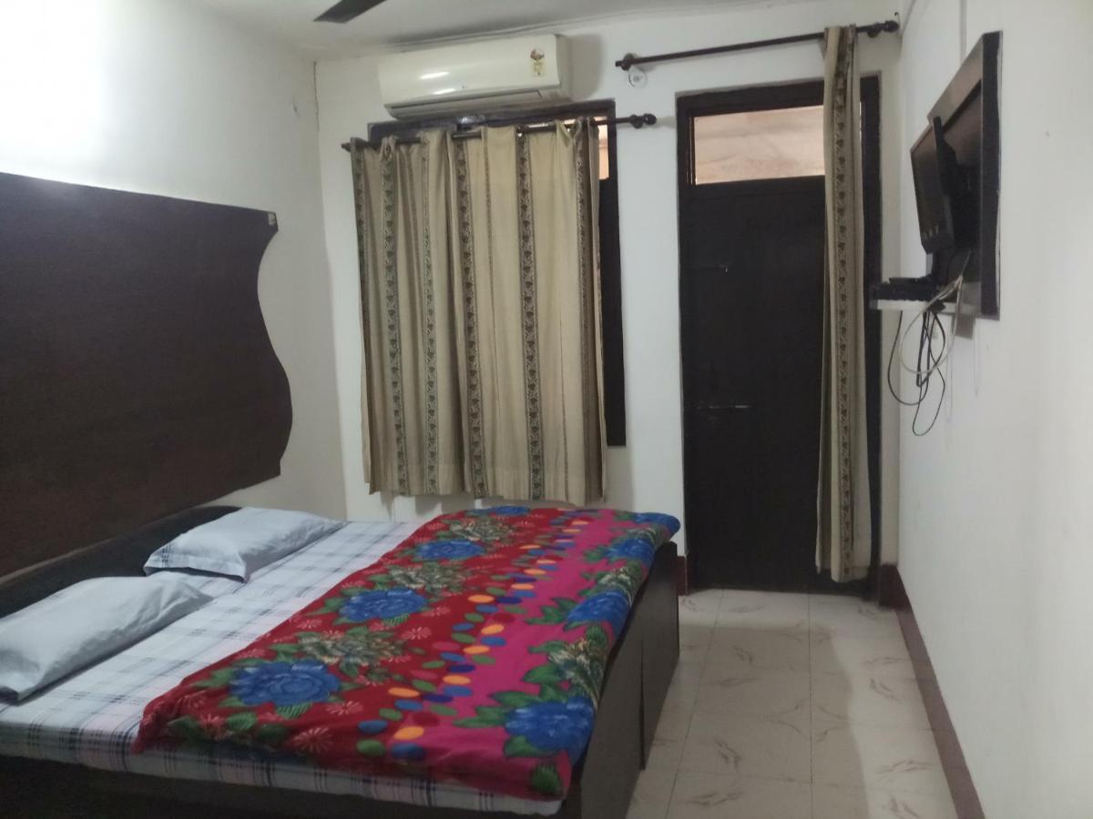 Hotel Sai Palace Walking Distance From Taj Mahal--view Of Taj Mahal Agra (Uttar Pradesh)