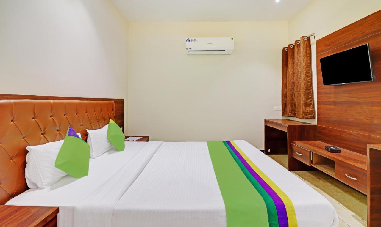 Treebo Trend Gt Palace Fatehabad Road Hotel 3*