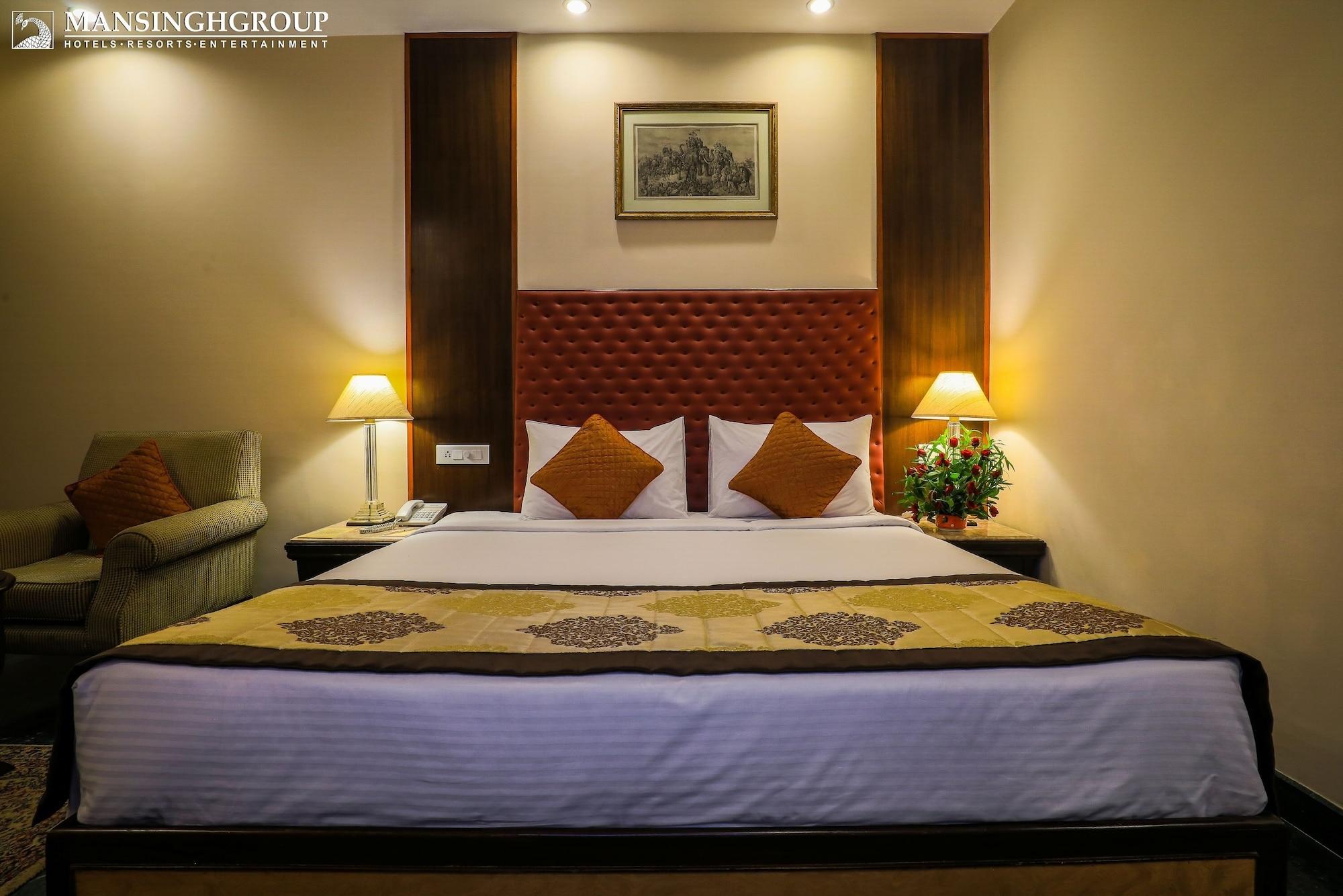 Mansingh Palace, Hotel