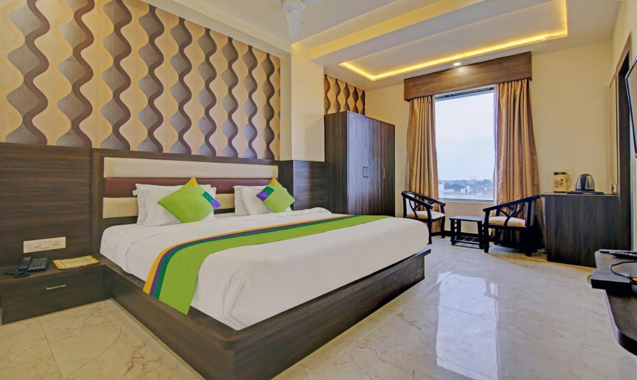Hotel Treebo S G Grand Agra (Uttar Pradesh)