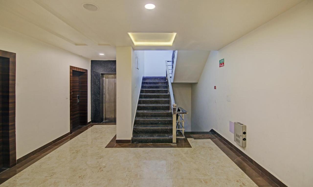 Hotel Treebo S G Grand