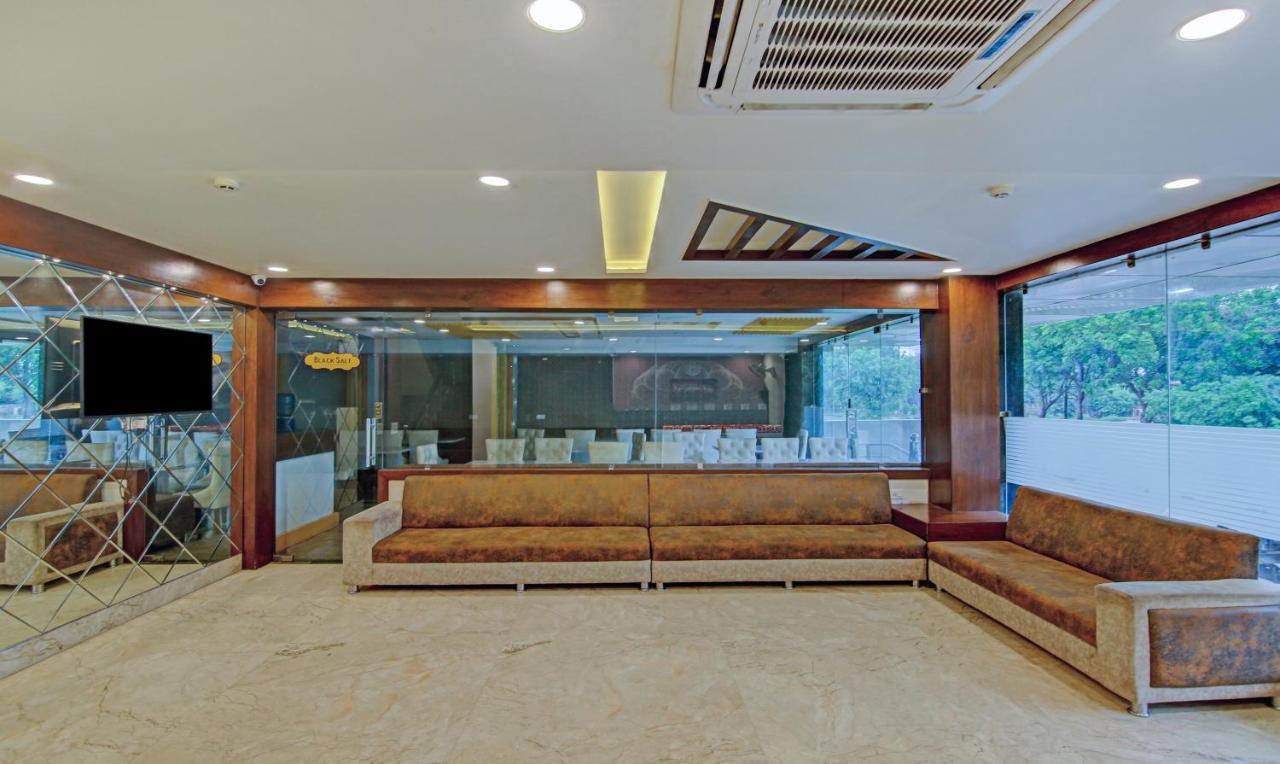 Hotel Treebo S G Grand