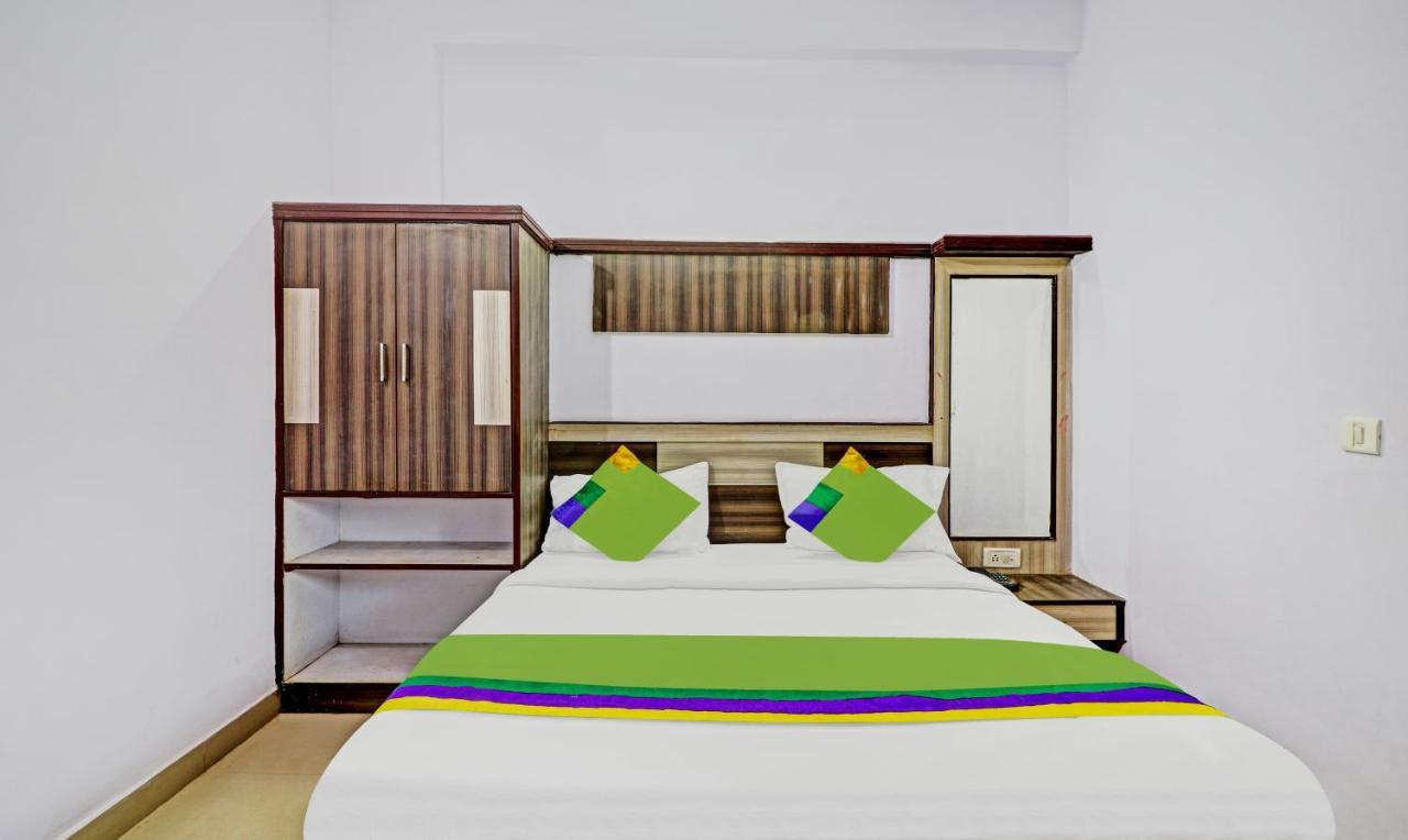 Capital O 46229 Hotel The Golden Bird