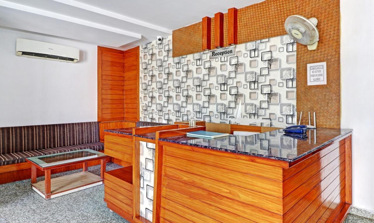 Capital O 46229 Hotel The Golden Bird Hotel 3*