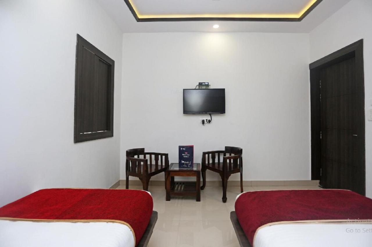 Hotel Pratap, Agra 