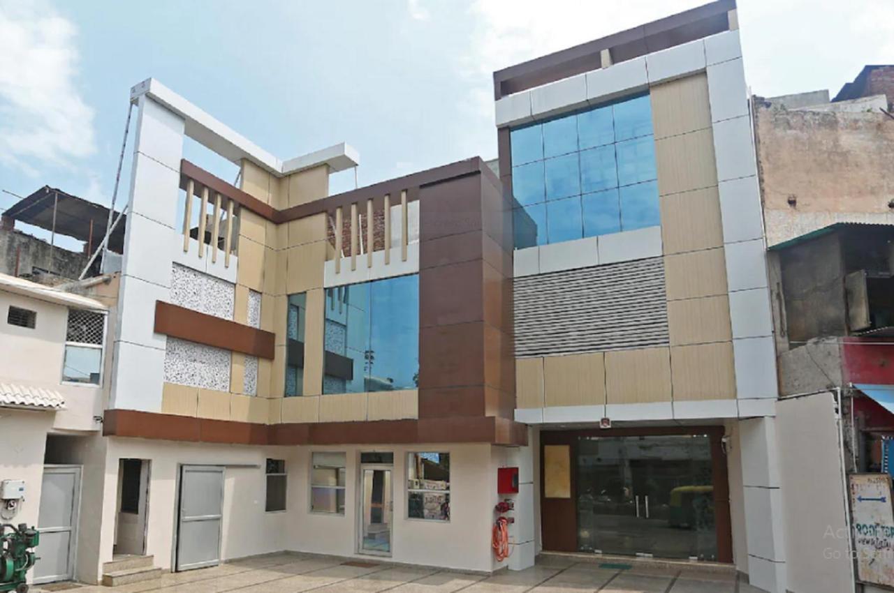 Hotel Pratap, Agra 