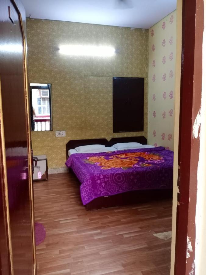 Bed & Breakfast Raj 2*