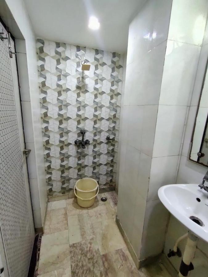 Hotel Laxman By The Golden Taj Group &hotels