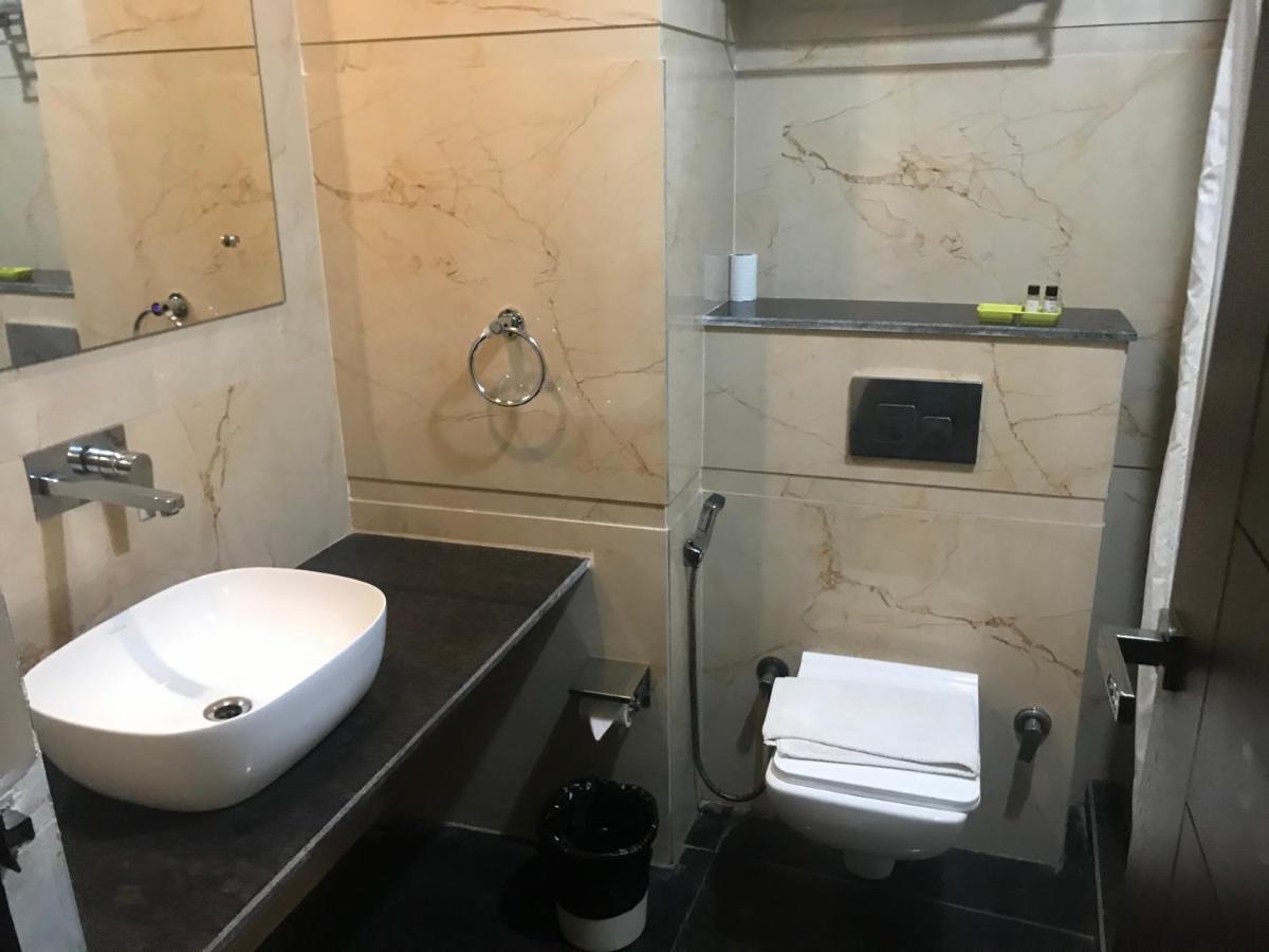 Hotel Crimson Palace Agra (Uttar Pradesh)