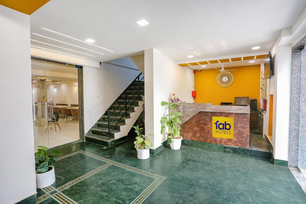 Fabhotel The Prasiddh Hotel *
