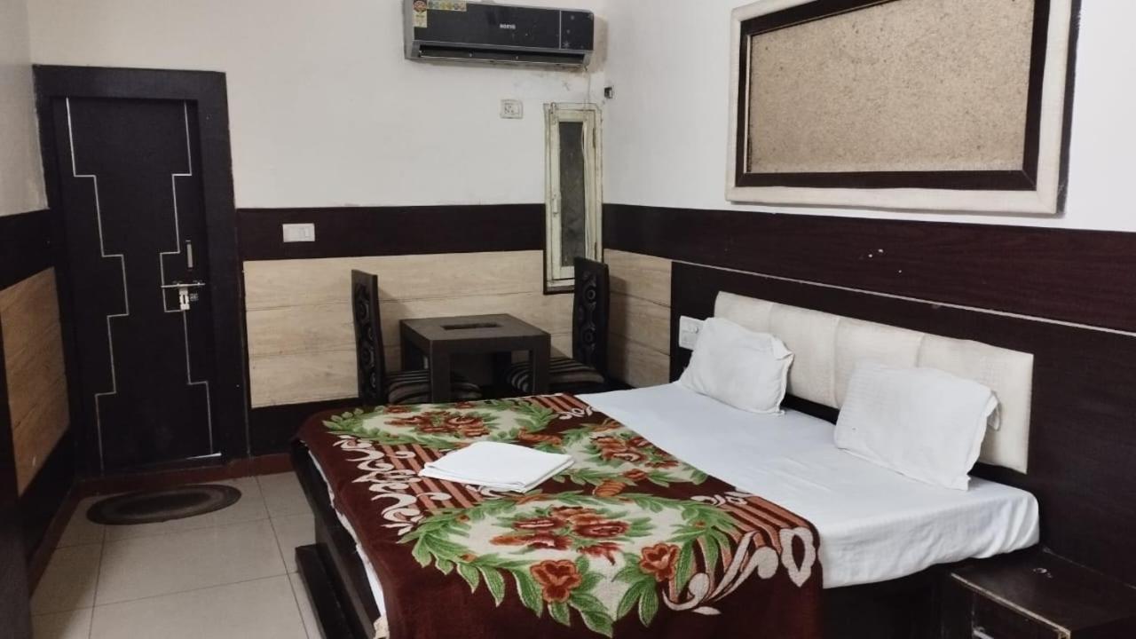 Guest house Queen Palace *
