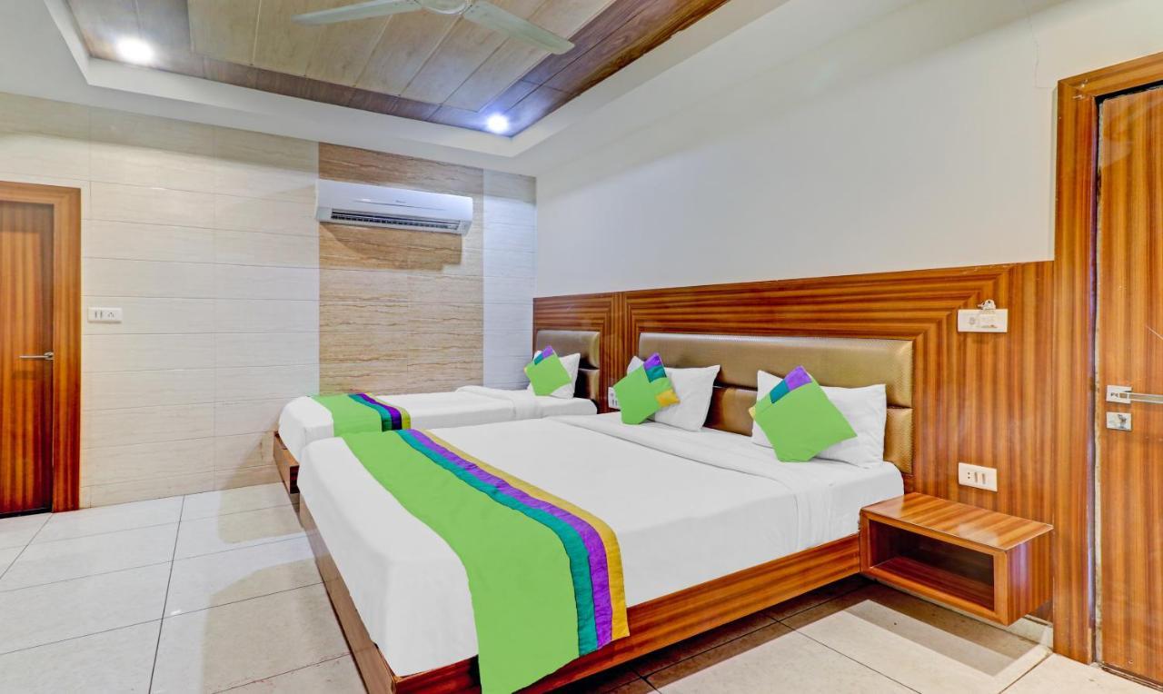 Treebo Taj Dream Hotel