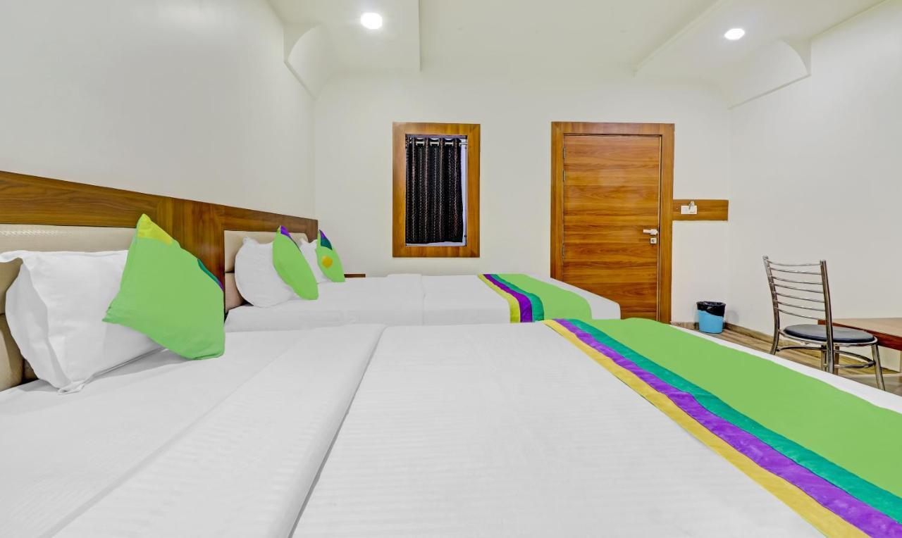 Treebo Taj Dream 3*