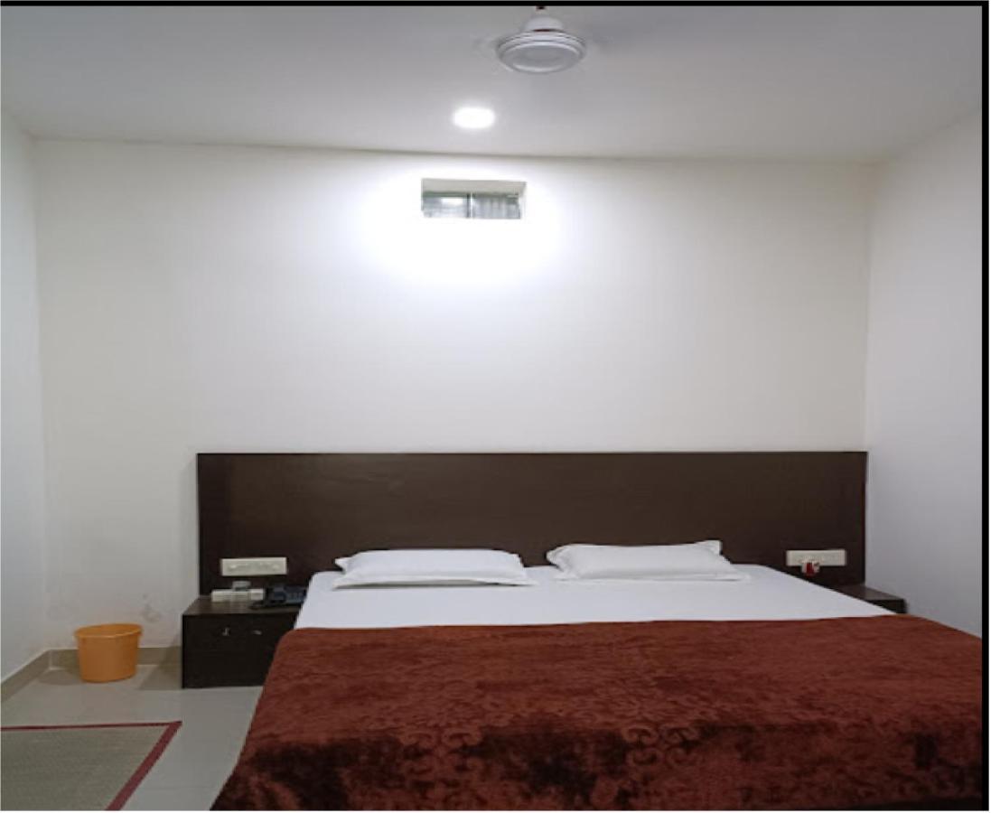 Supreme By Wb Hotel *
