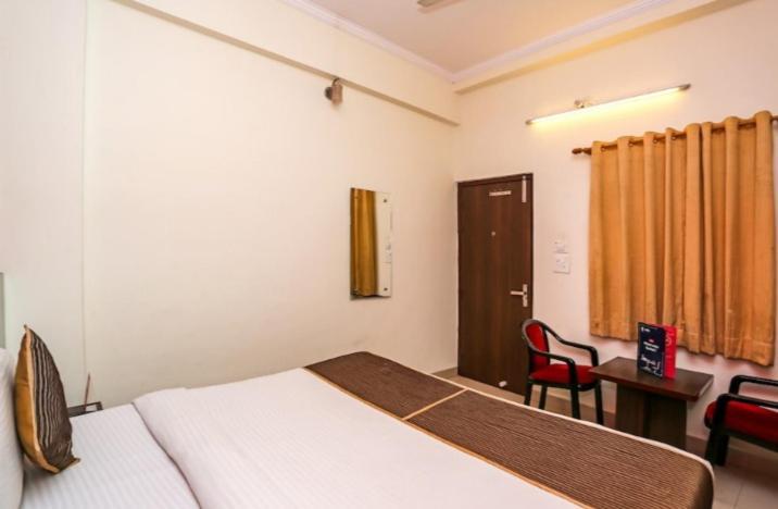 Anand By Wb Hotel *
