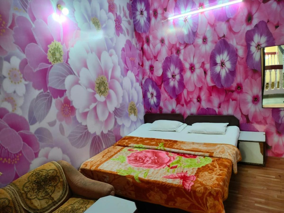 Raj 2* Agra (Uttar Pradesh)