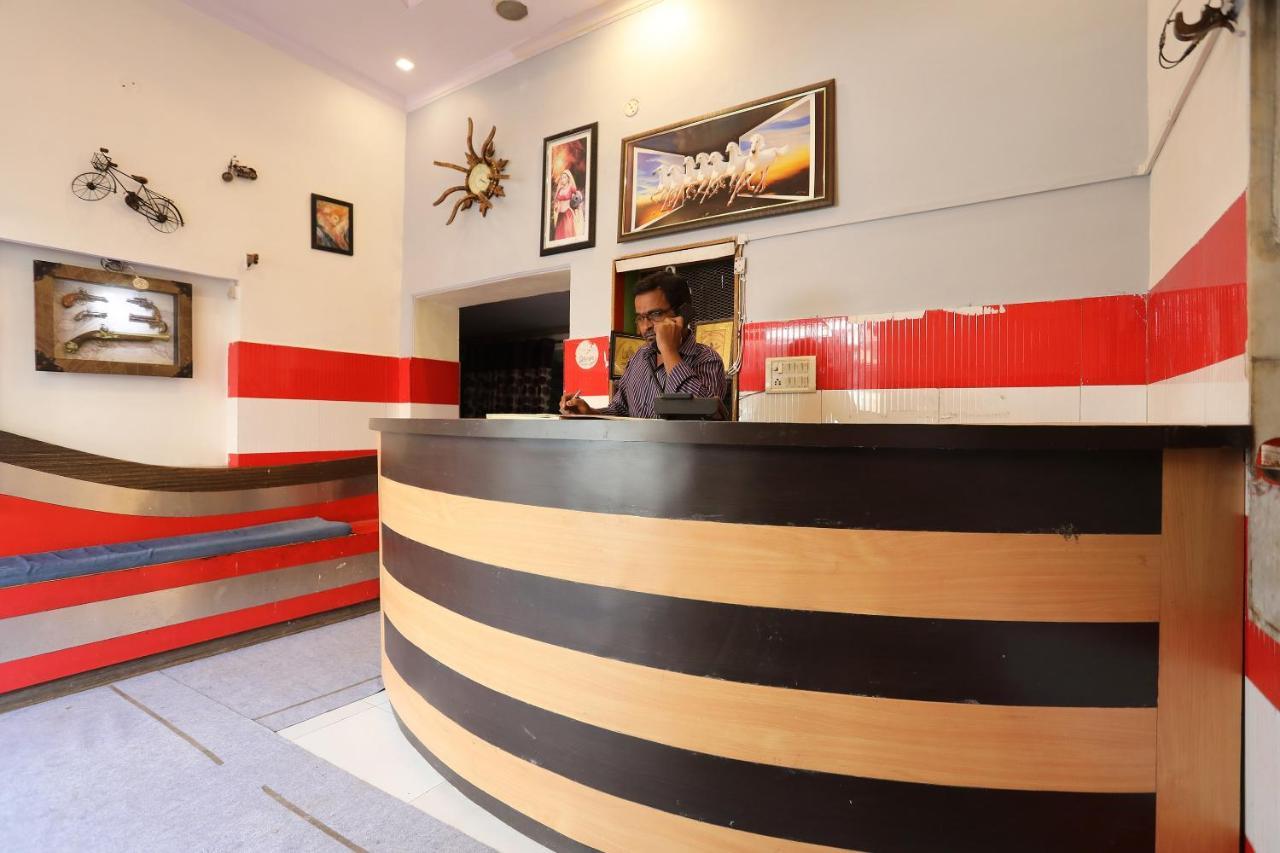 O Vanshika Hotel