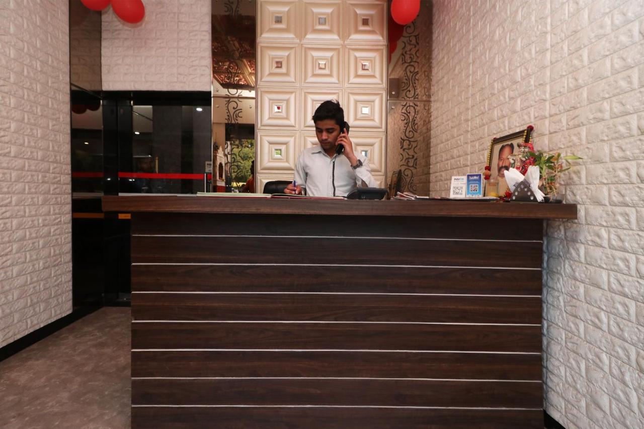 Oyo 22826 Sheltear & Resturant 3* Agra (Uttar Pradesh)