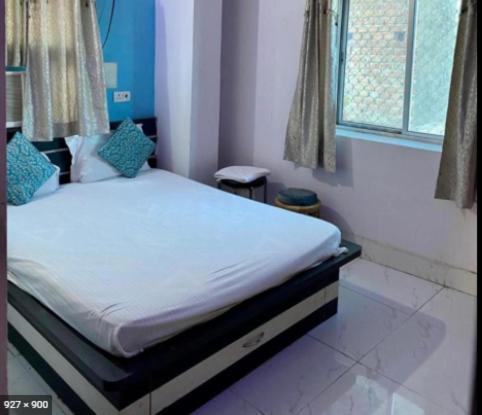 Hotel Yuvraj Grand By Wb Agra (Uttar Pradesh)