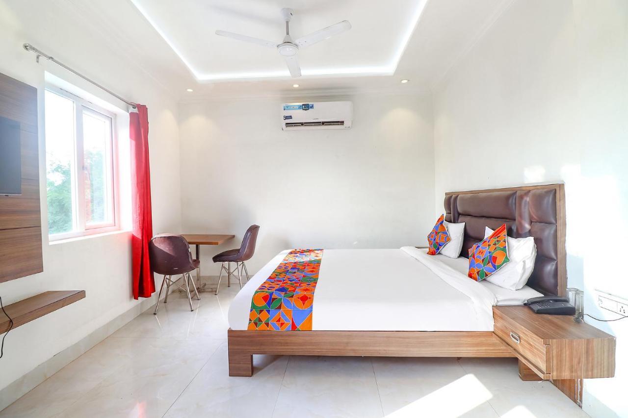 Hotel Fabhotel Bhawana Agra (Uttar Pradesh)