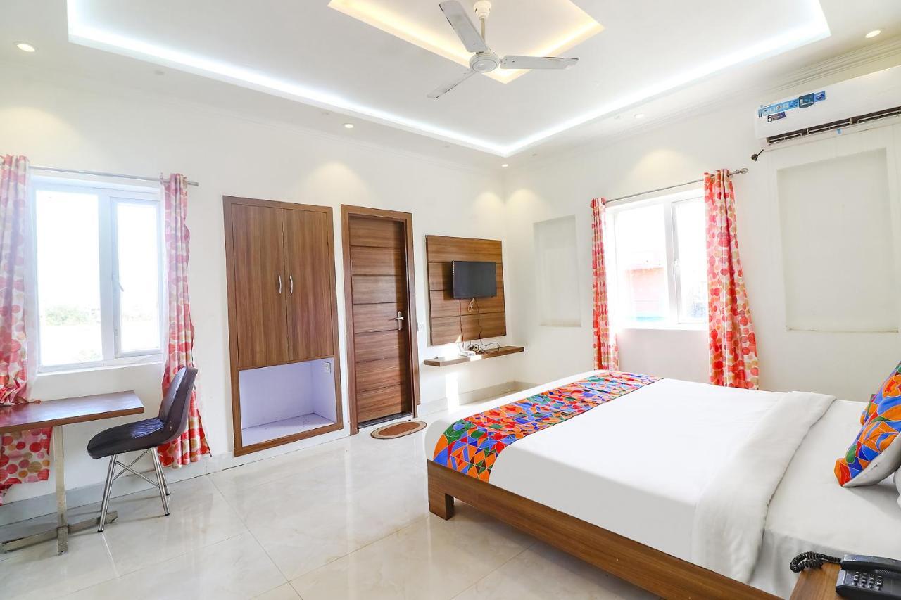 Fabhotel Bhawana