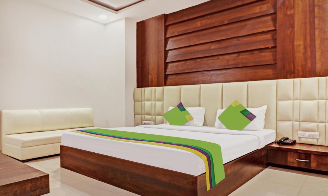 Golden Heights 3* Agra (Uttar Pradesh)