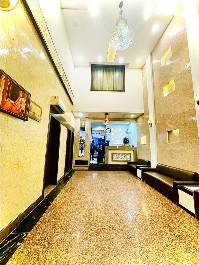 Boston Sot02 Hotel *