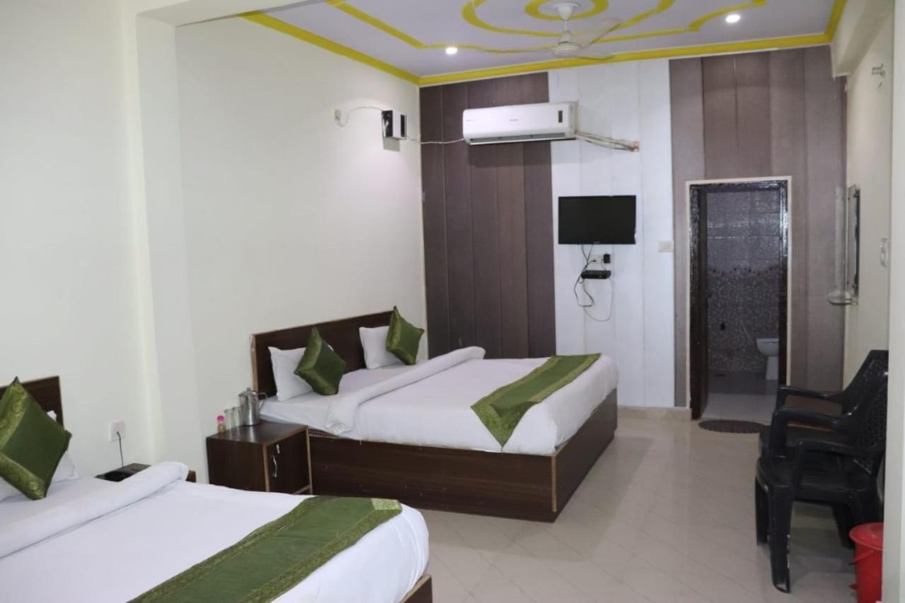 Diviney Homestay A Awesome * Agra (Uttar Pradesh)