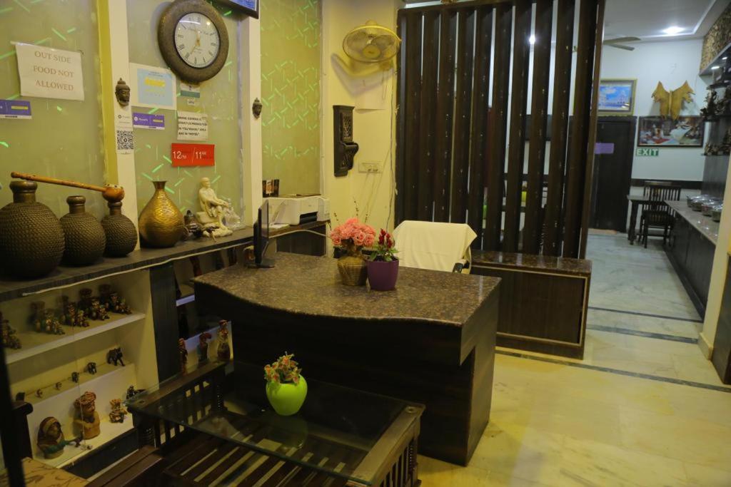 Hotel Wonderland By Bri Family Agra (Uttar Pradesh)