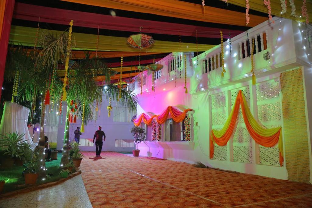 Wonderland By Bri Family 3* Agra (Uttar Pradesh)