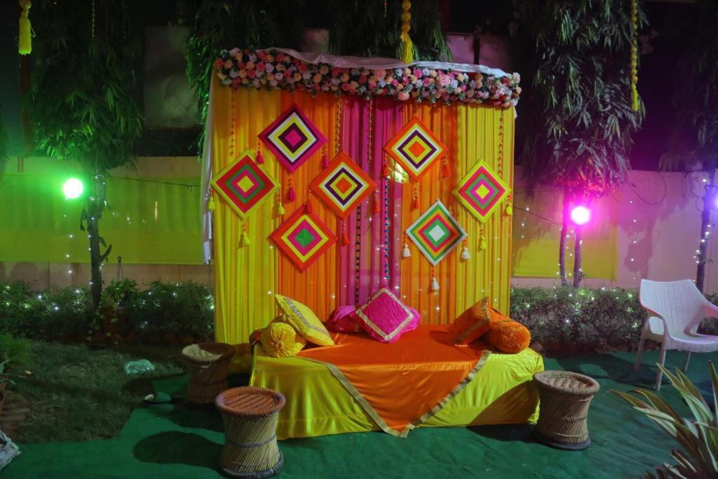 Wonderland By Bri Family Hotel