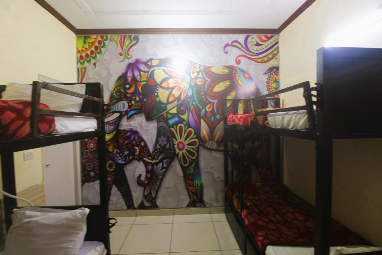 Hostel Hostella By Forever // Walk-in Distance From Taj Mahal Agra (Uttar Pradesh)