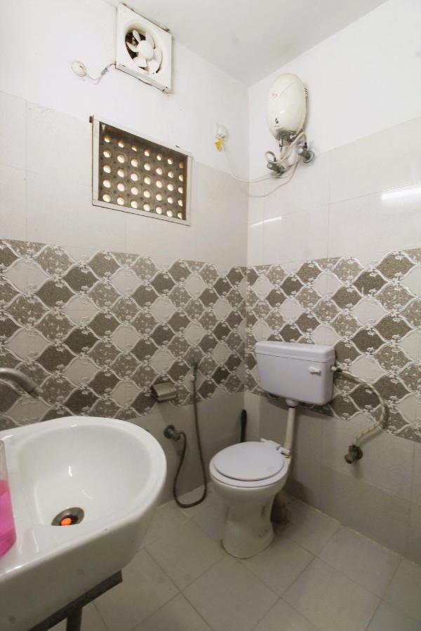 Hostel Hostella By Forever // Walk-in Distance From Taj Mahal