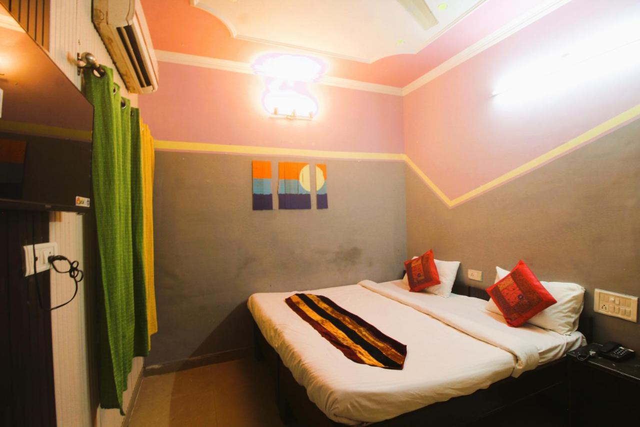 Hostella By Forever // Walk-in Distance From Taj Mahal Hostel