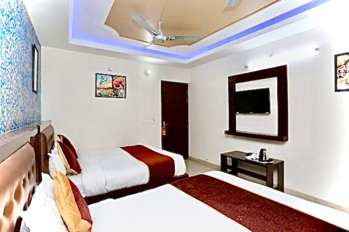 Bright Family Agra (Uttar Pradesh)