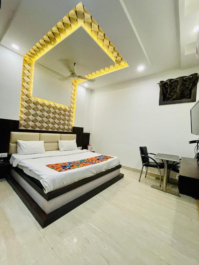 Hotel Taj Empire Family Near Taj Mahal 3*