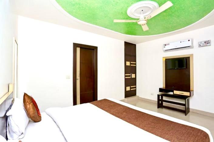 Hotel Bright Family 3*