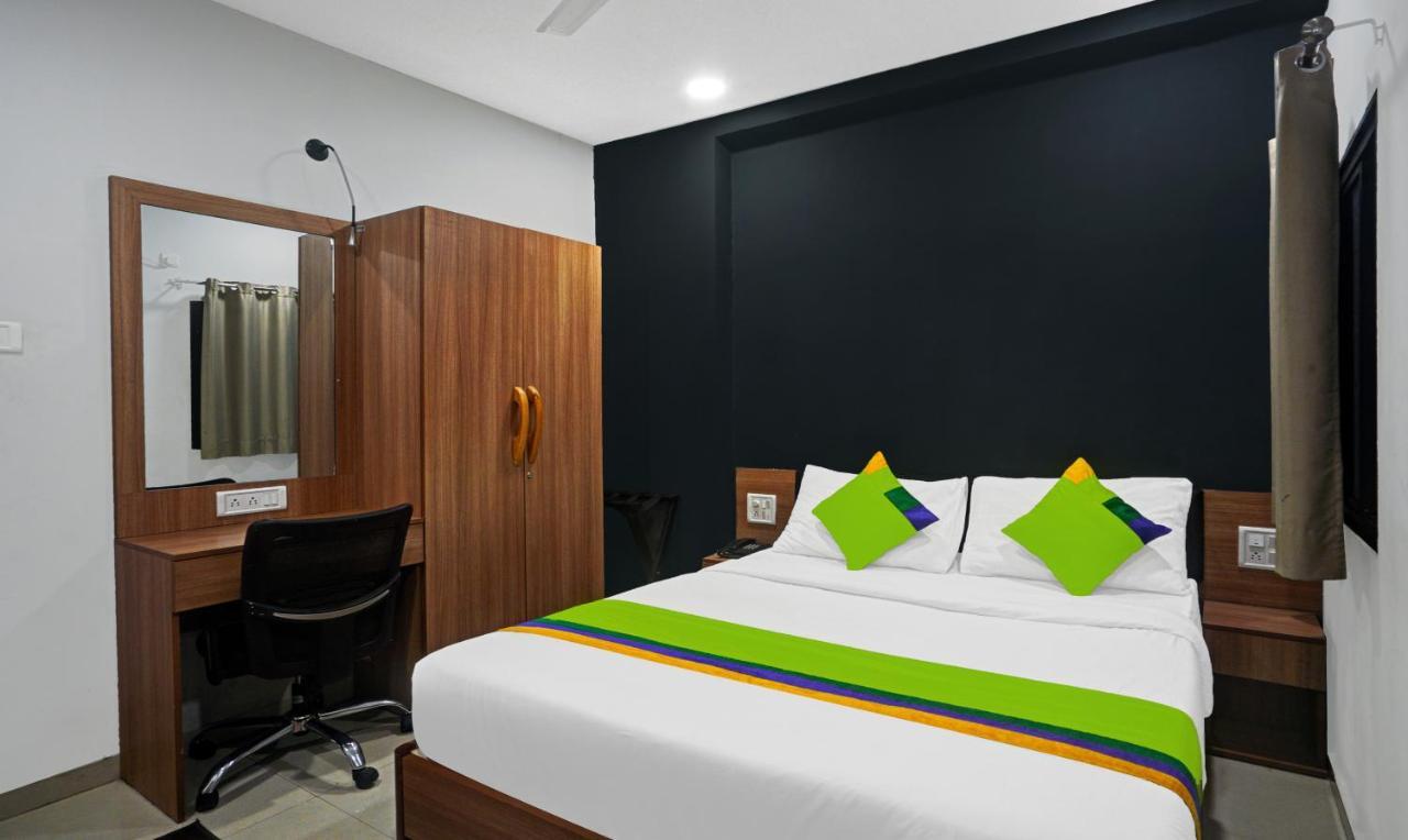Hostella By Forever // Walk-in Distance From Taj Mahal *