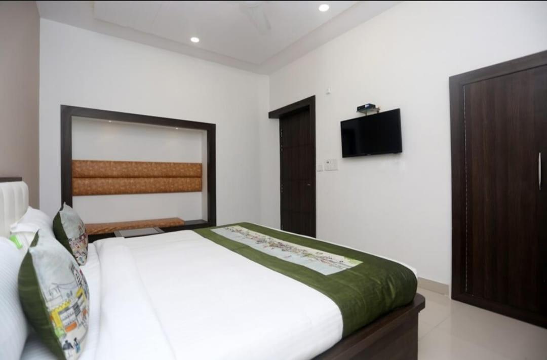 Hotel Pratap By Goyal Hoteliers 2*