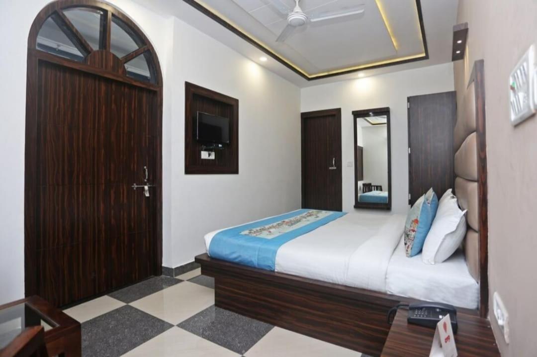 Pratap By Goyal Hoteliers Hotel